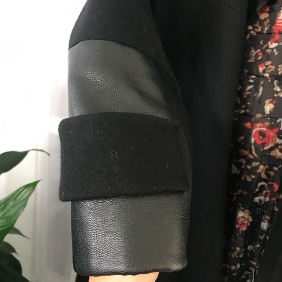 Via Spiga Wool blend & Faux Fur & Faux Leather Cuff Coat Sz 2 - Picture 6 of 16